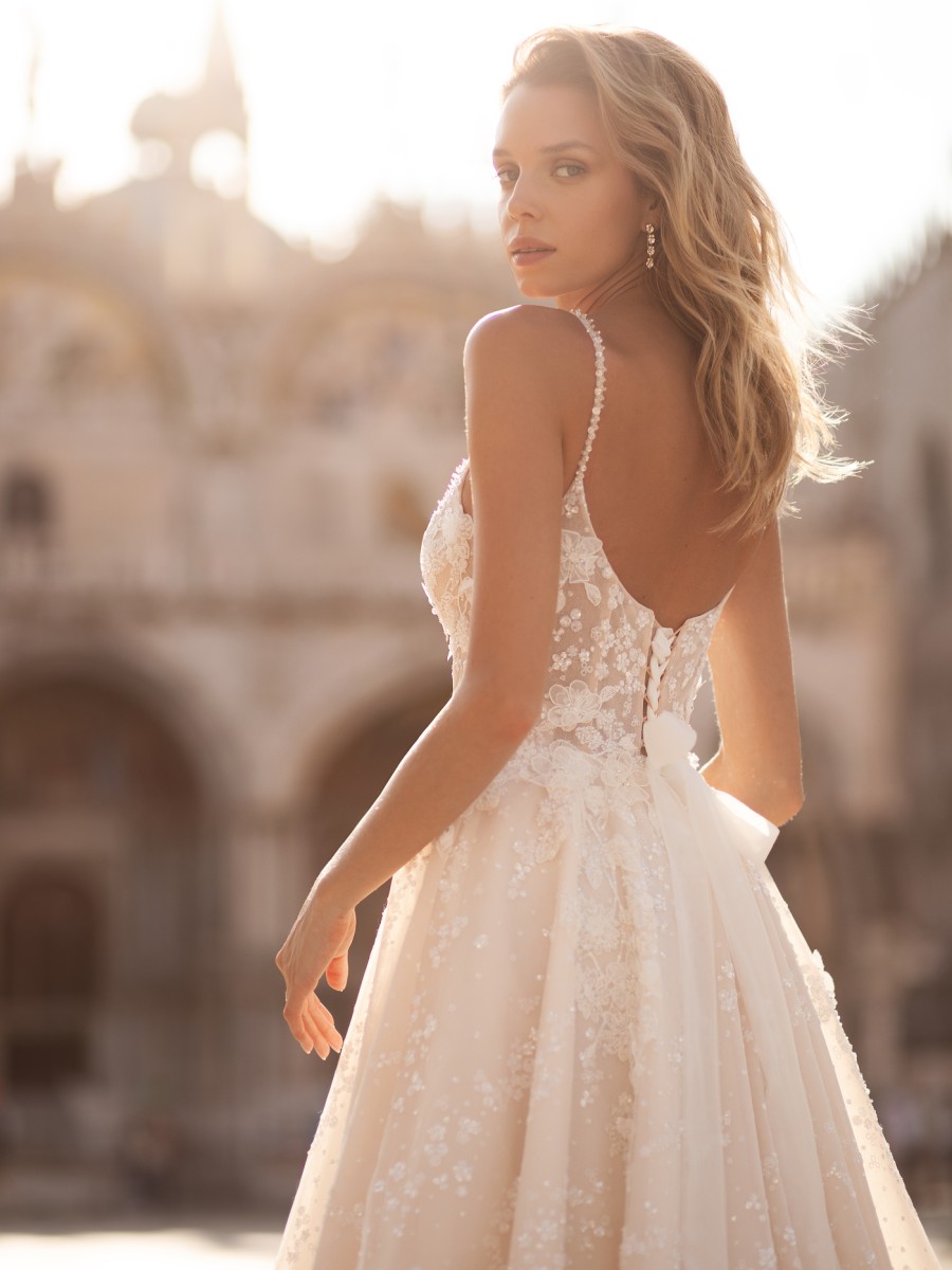 Νυφικό Φόρεμα Flawless 5417