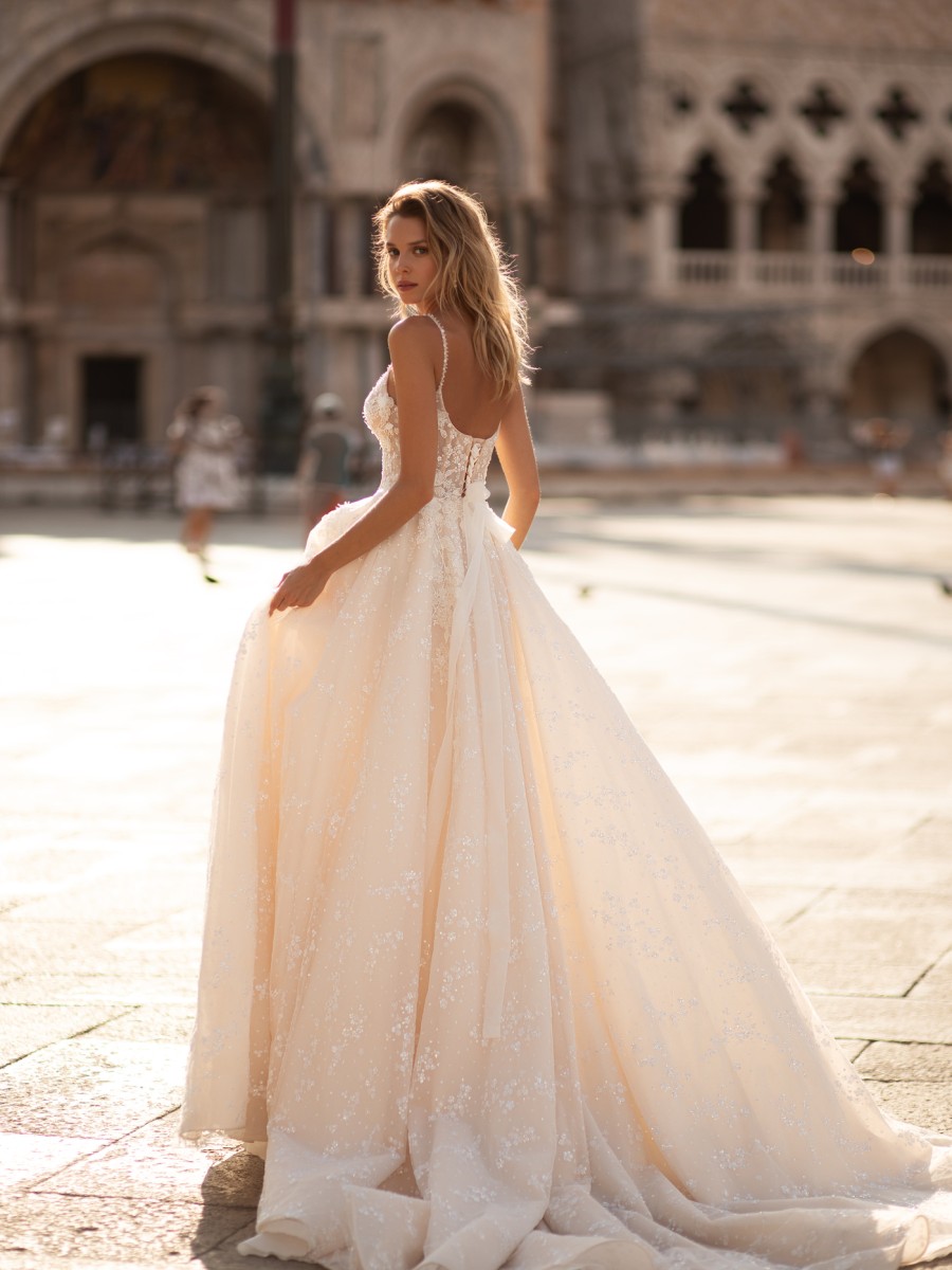 Νυφικό Φόρεμα Flawless 5417